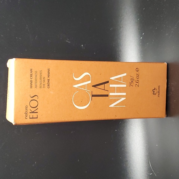 EKOS CASTANHA HAND CREAM- NEW IN BOX! - Picture 2 of 3